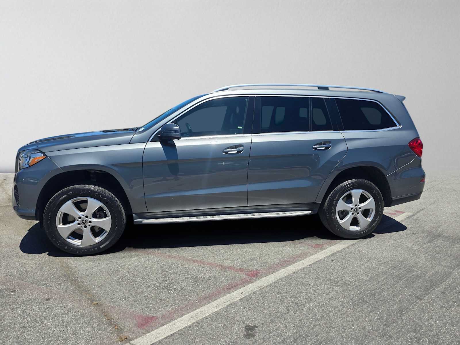Used 2019 Mercedes-Benz GLS 450 4MATIC image 2