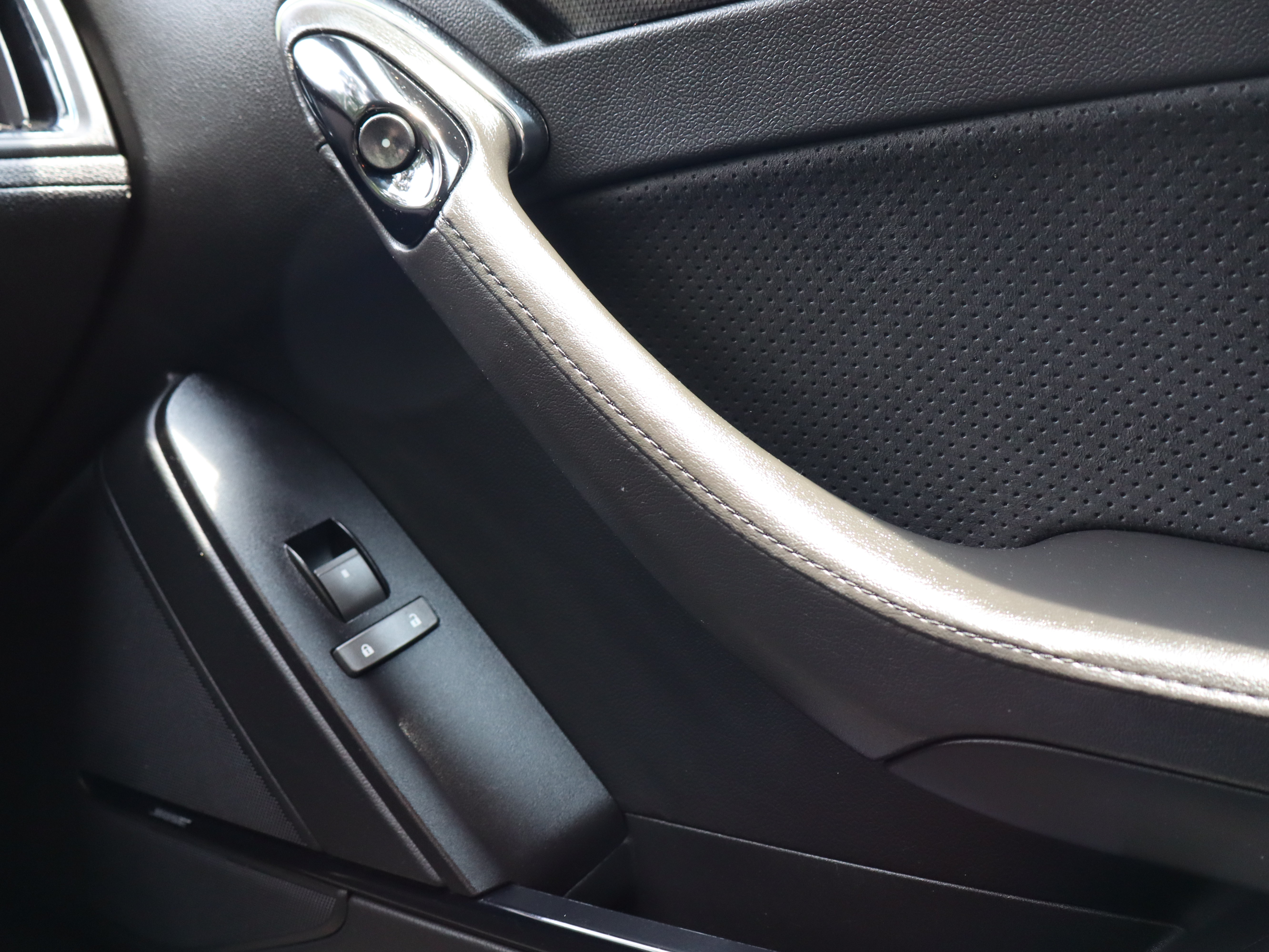 Used 2011 Cadillac CTS V RWD image 51