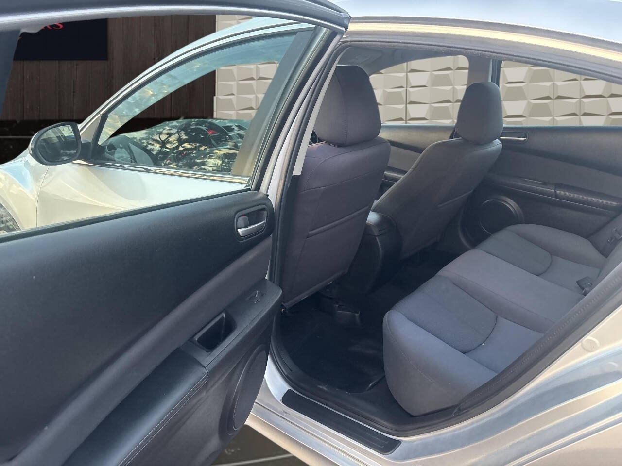 Used 2011 MAZDA MAZDA6 i Sport FWD image 15