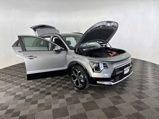 Certified 2025 Kia Niro EX Touring FWD image 14