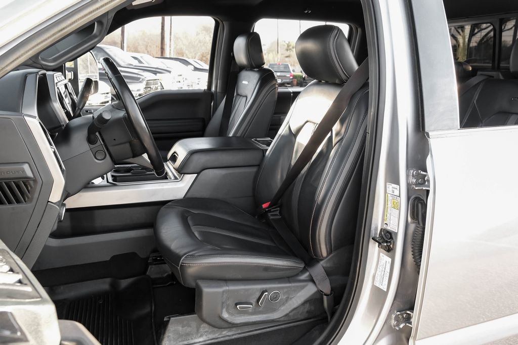Used 2022 Ford F350 Platinum w/ FX4 Off-Road Package image 36