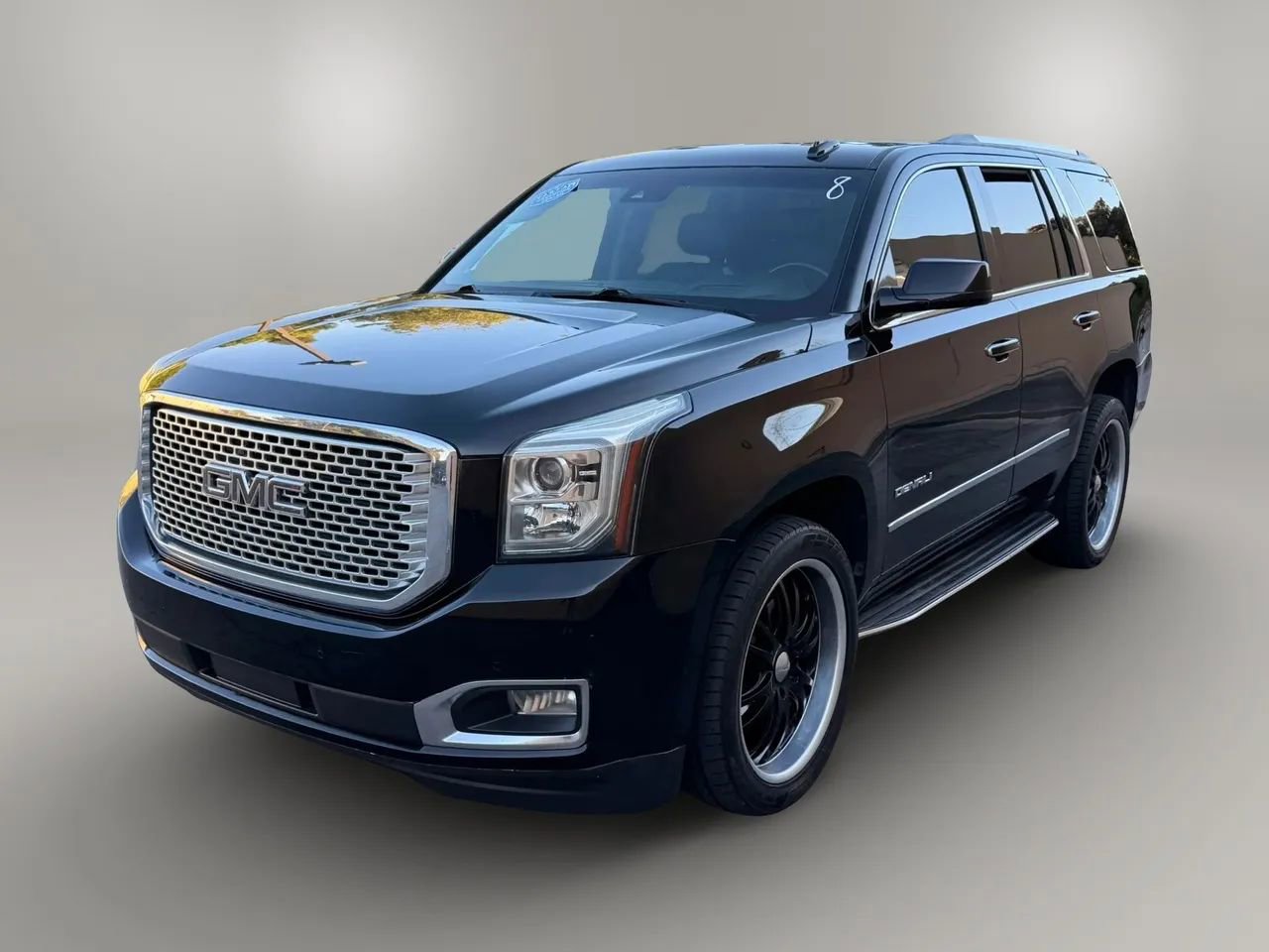 Used 2017 GMC Yukon Denali w/ Open Road Package AWD/4WD image 6