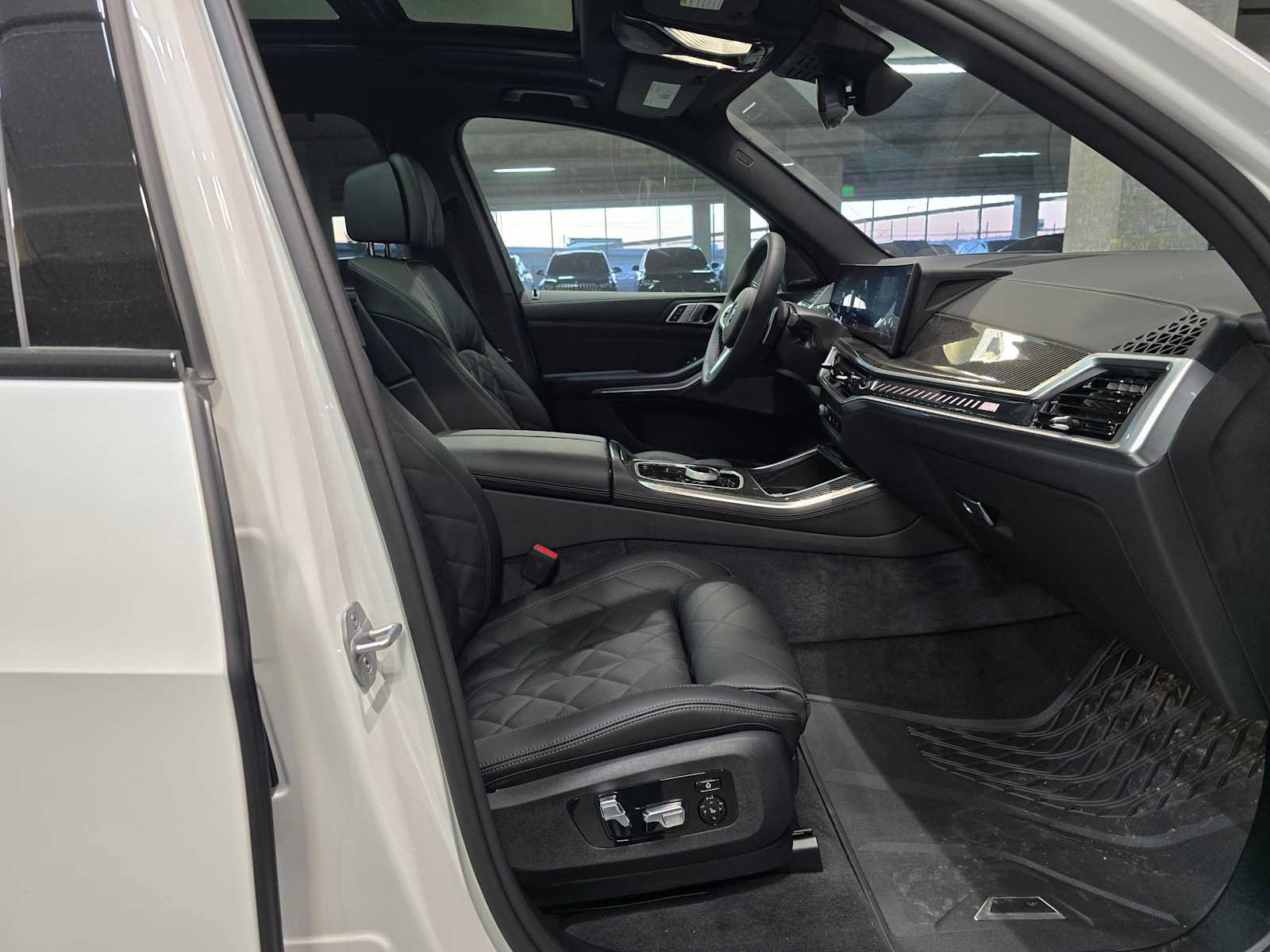 New 2026 BMW X5 M60i AWD/4WD image 61
