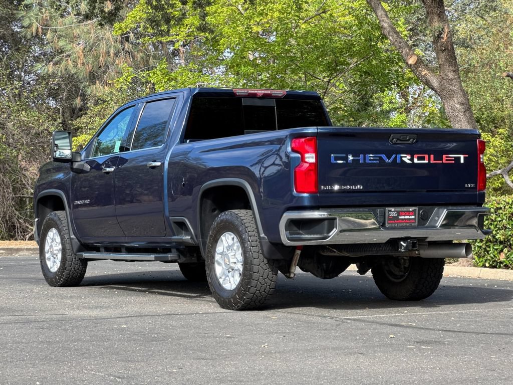 Used 2021 Chevrolet Silverado 2500 LTZ w/ LTZ Convenience Package AWD/4WD image 7