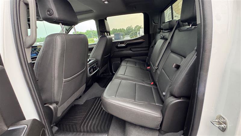 Used 2023 Chevrolet Silverado 1500 LTZ w/ LTZ Convenience Package II AWD/4WD image 40