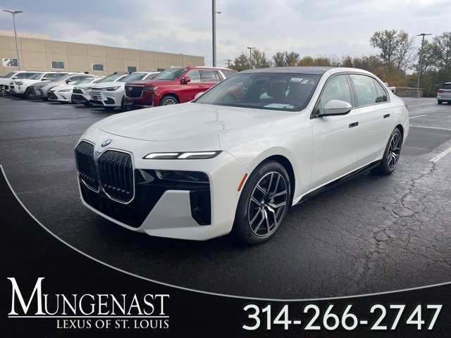 Used 2023 BMW 740i