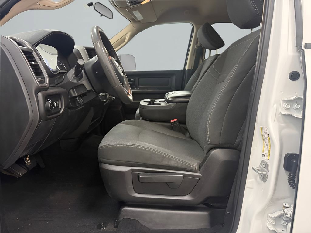 Used 2020 RAM 3500 Tradesman AWD/4WD image 12