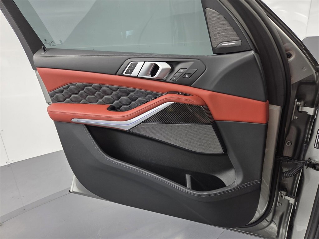 Used 2021 BMW X5 M w/ Competition Package image 29