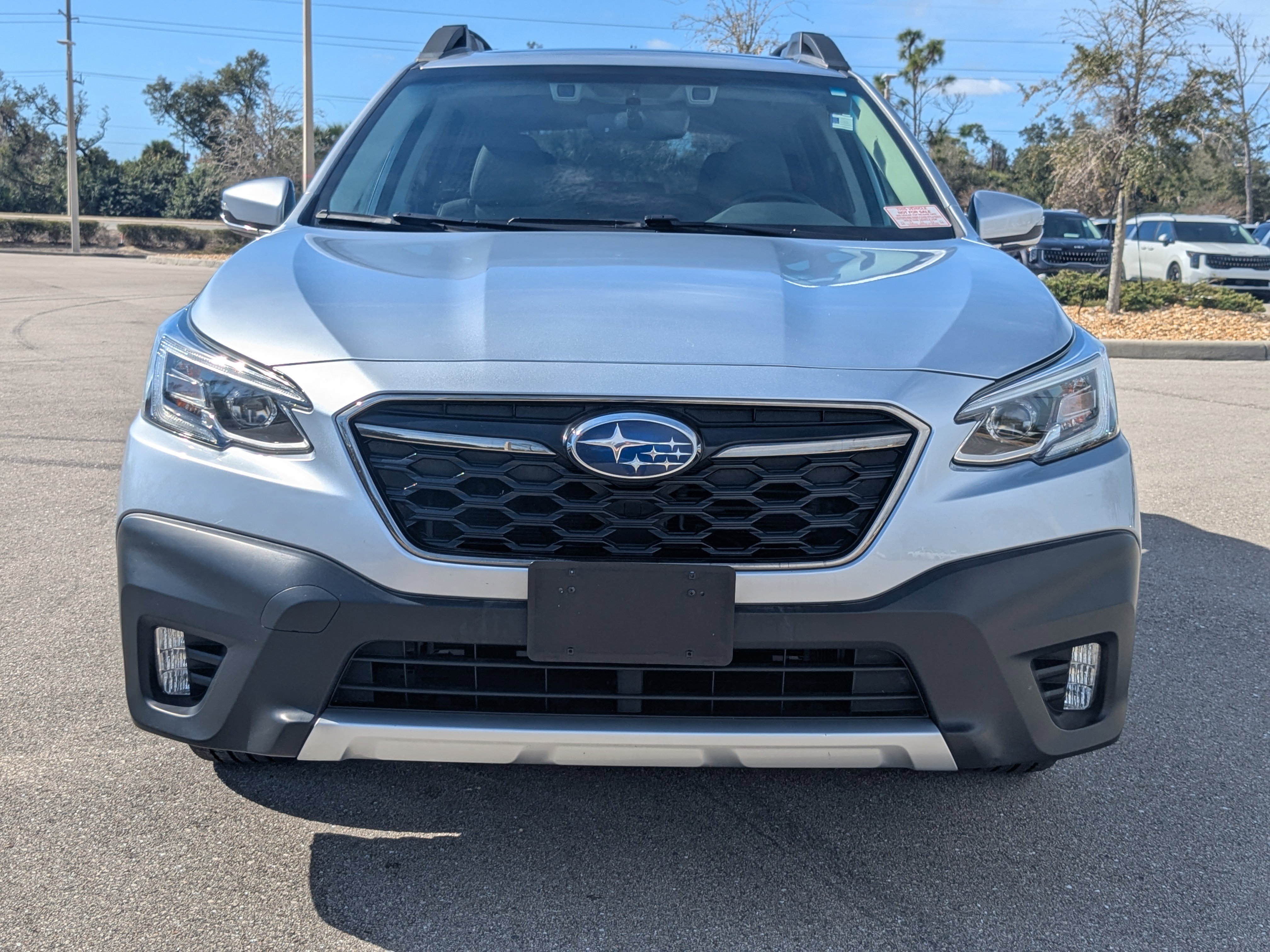 Used 2020 Subaru Outback Limited image 3