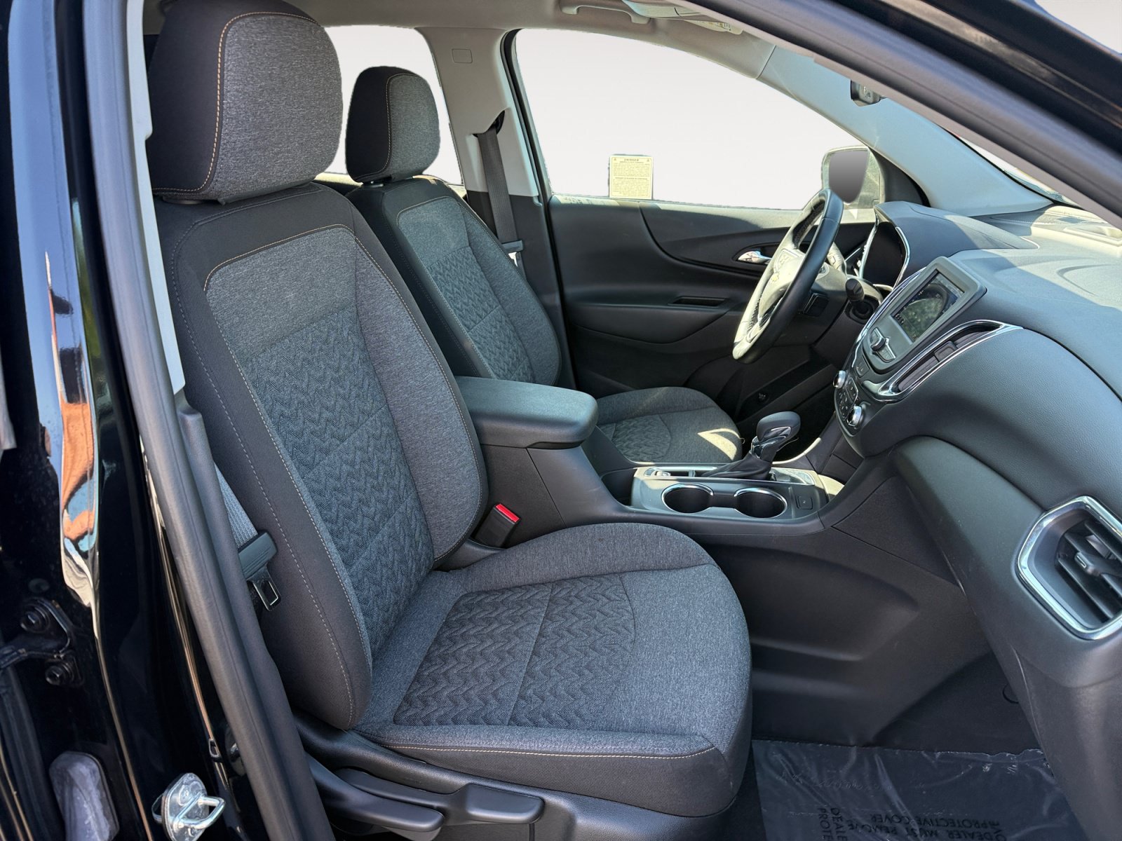 Used 2023 Chevrolet Equinox LT w/ Driver Convenience Package FWD image 19