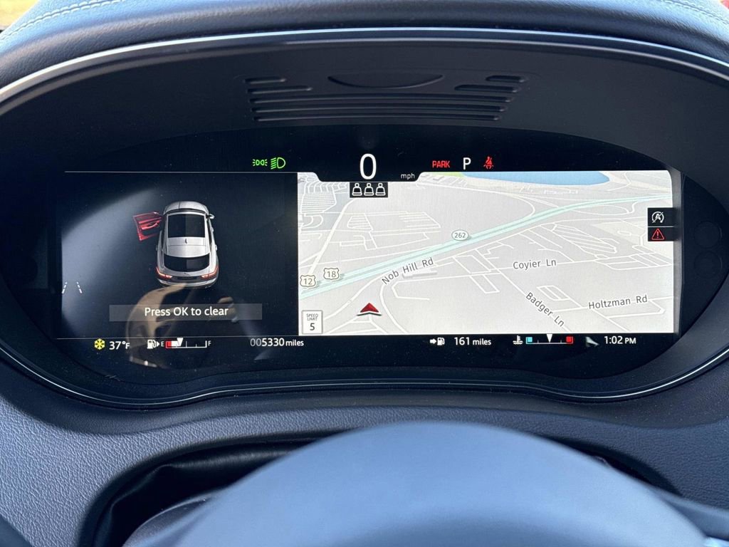 Used 2024 Jaguar E-PACE R-Dynamic SE image 29