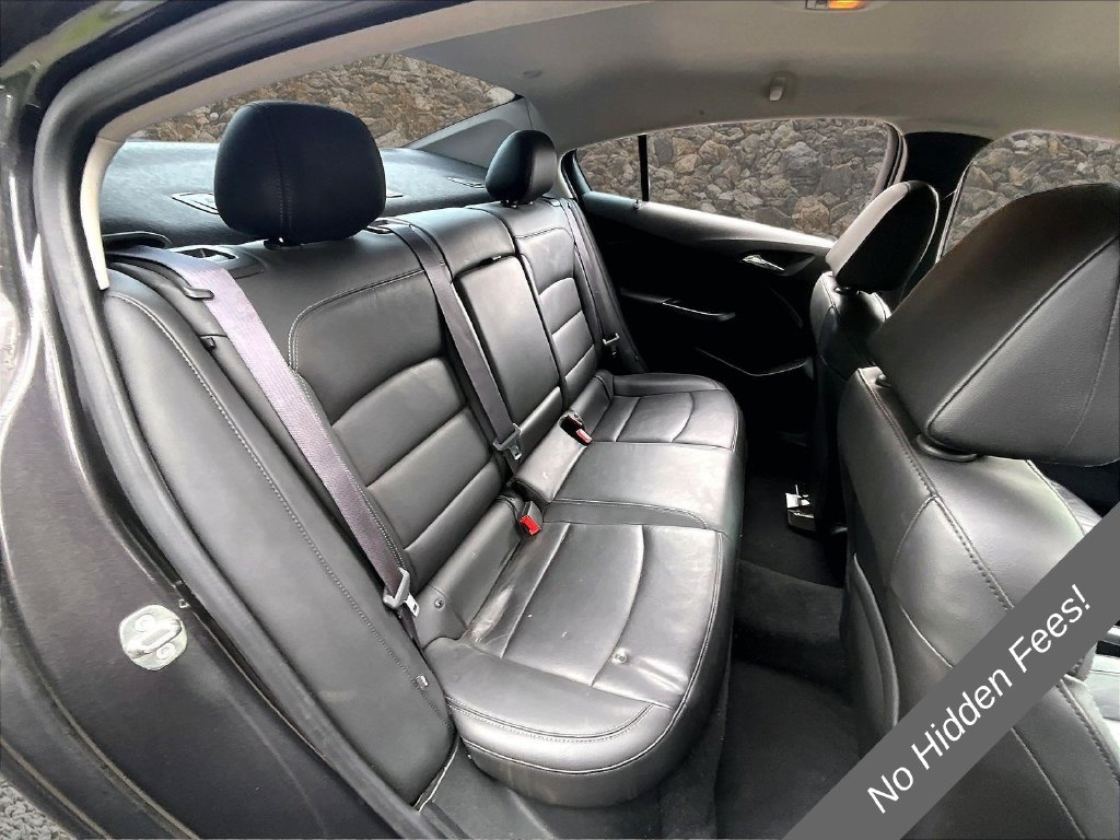Used 2017 Chevrolet Cruze Premier FWD image 23