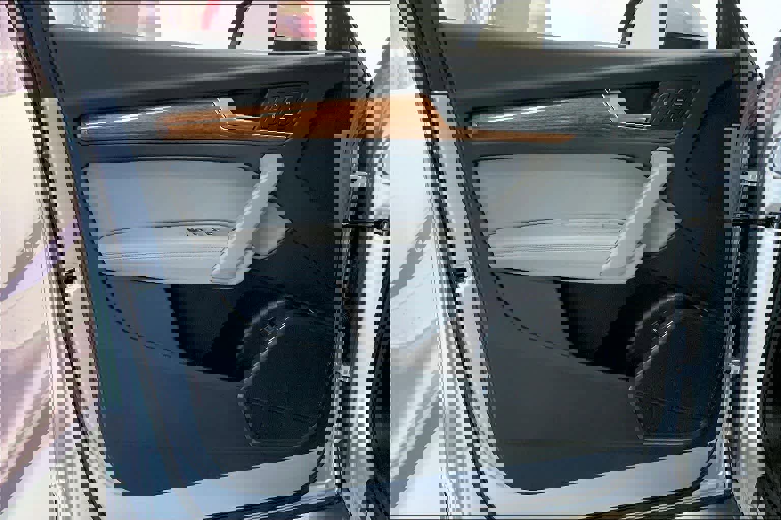 Certified 2022 Audi Q5 2.0T Premium Plus image 25