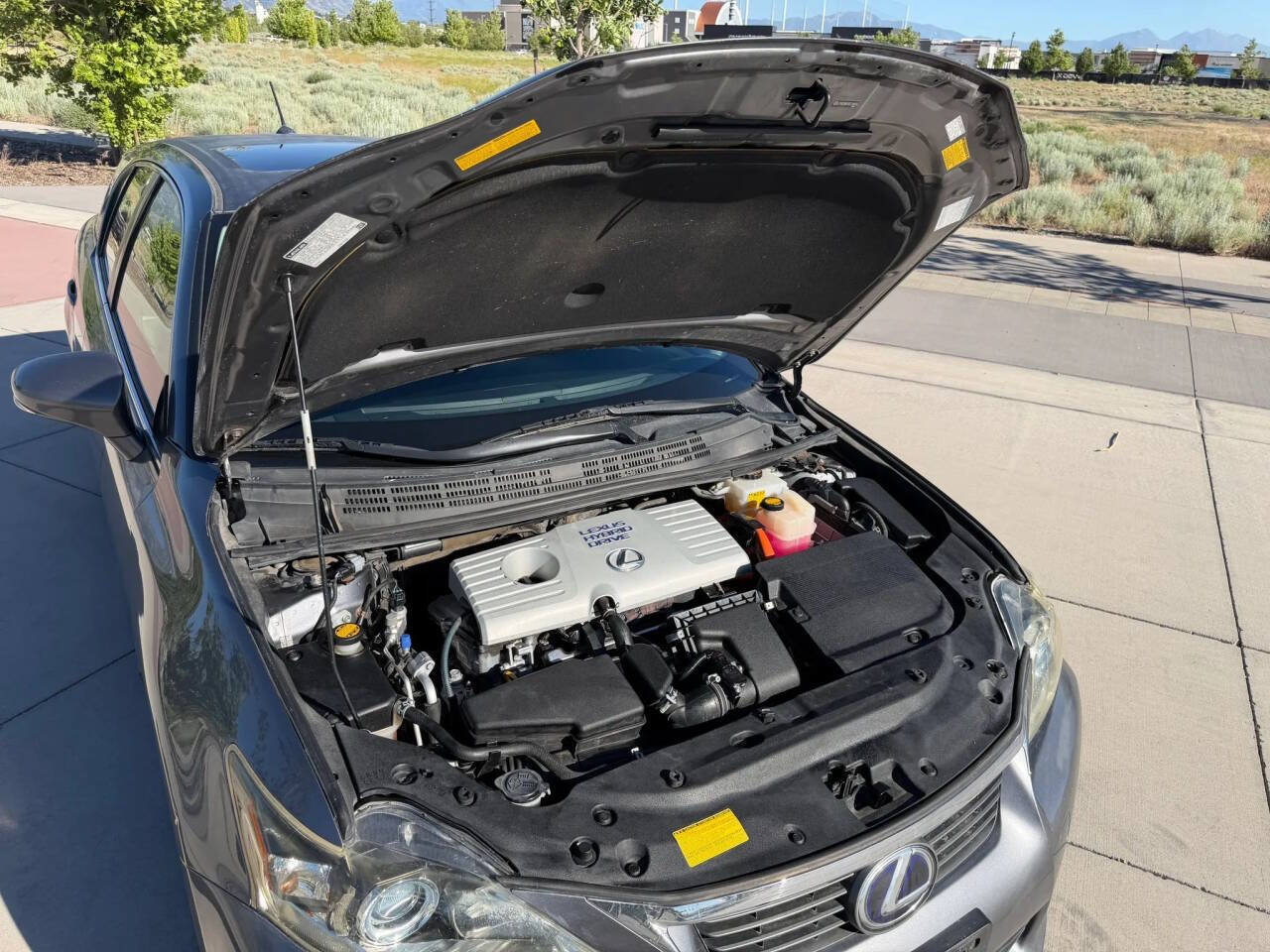 Used 2013 Lexus CT 200h FWD image 10