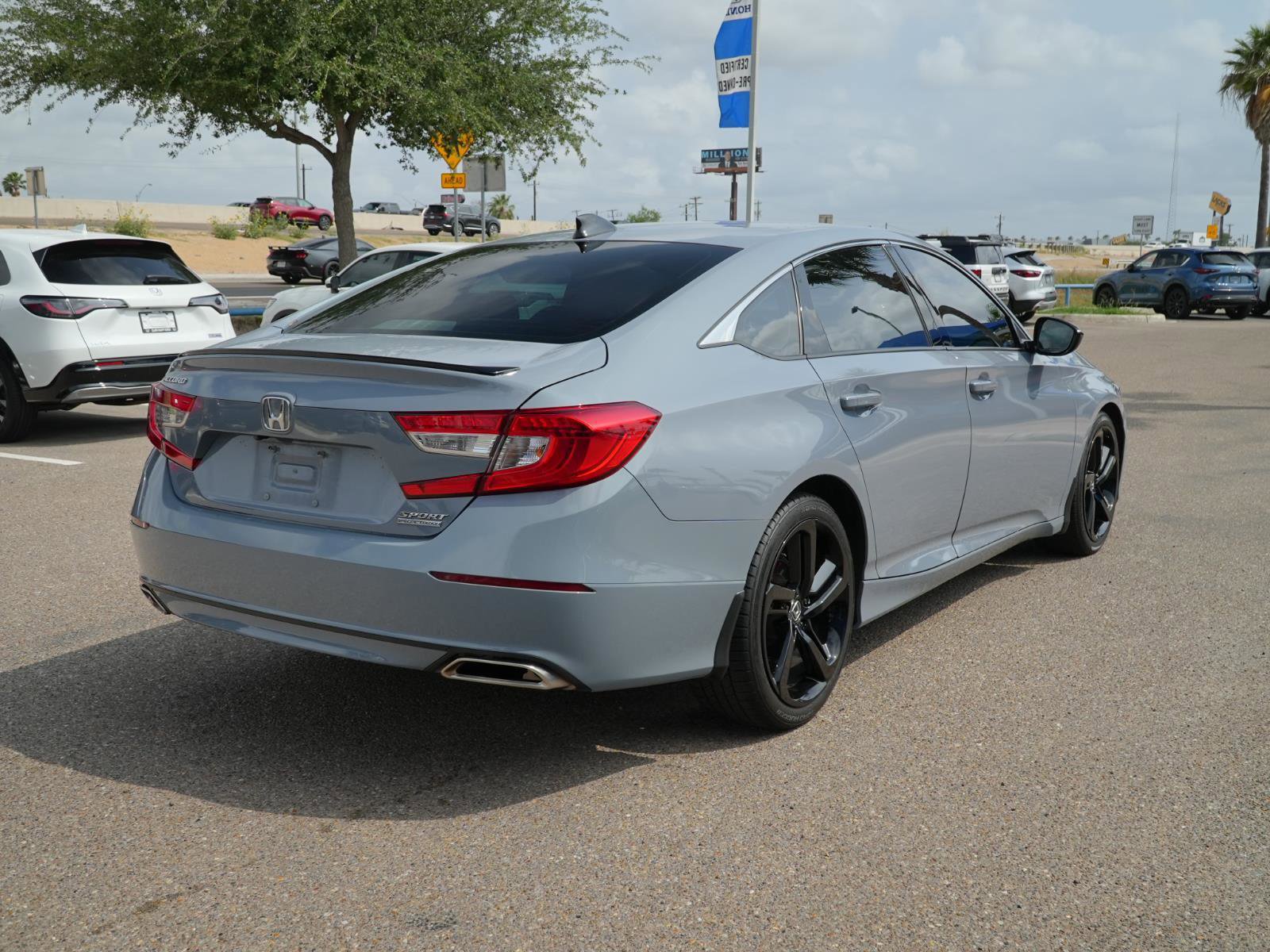 Used 2021 Honda Accord Sport Special Edition image 3