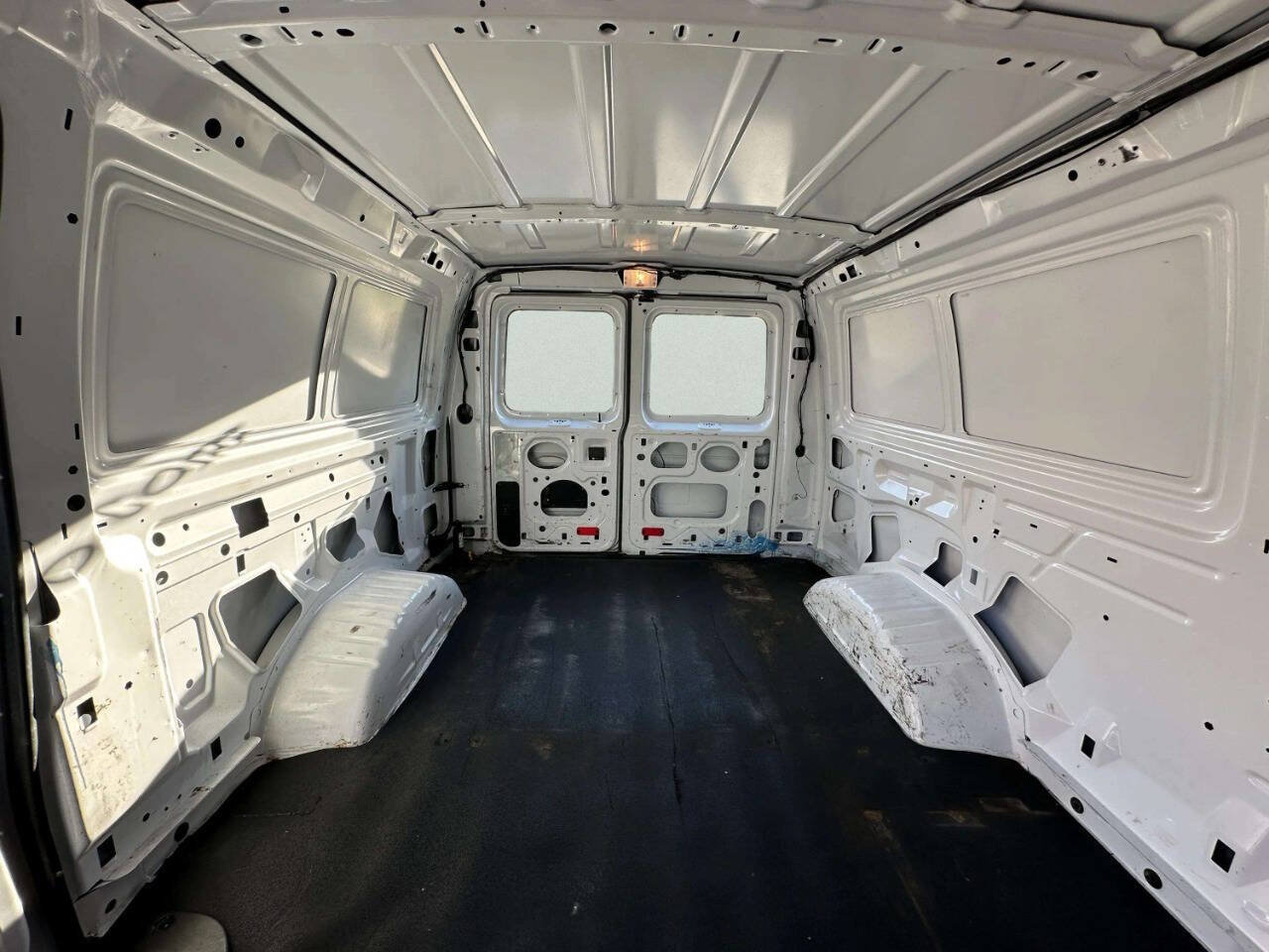 Used 2012 Ford E-250 and Econoline 250 w/ PWR Group RWD image 22