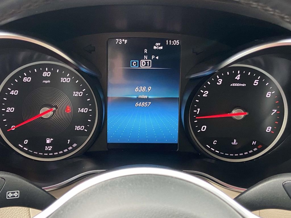 Used 2020 Mercedes-Benz GLC 300 4MATIC w/ Multimedia Package image 29