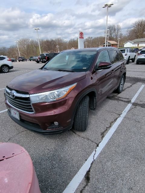 Used 2015 Toyota Highlander XLE image 18