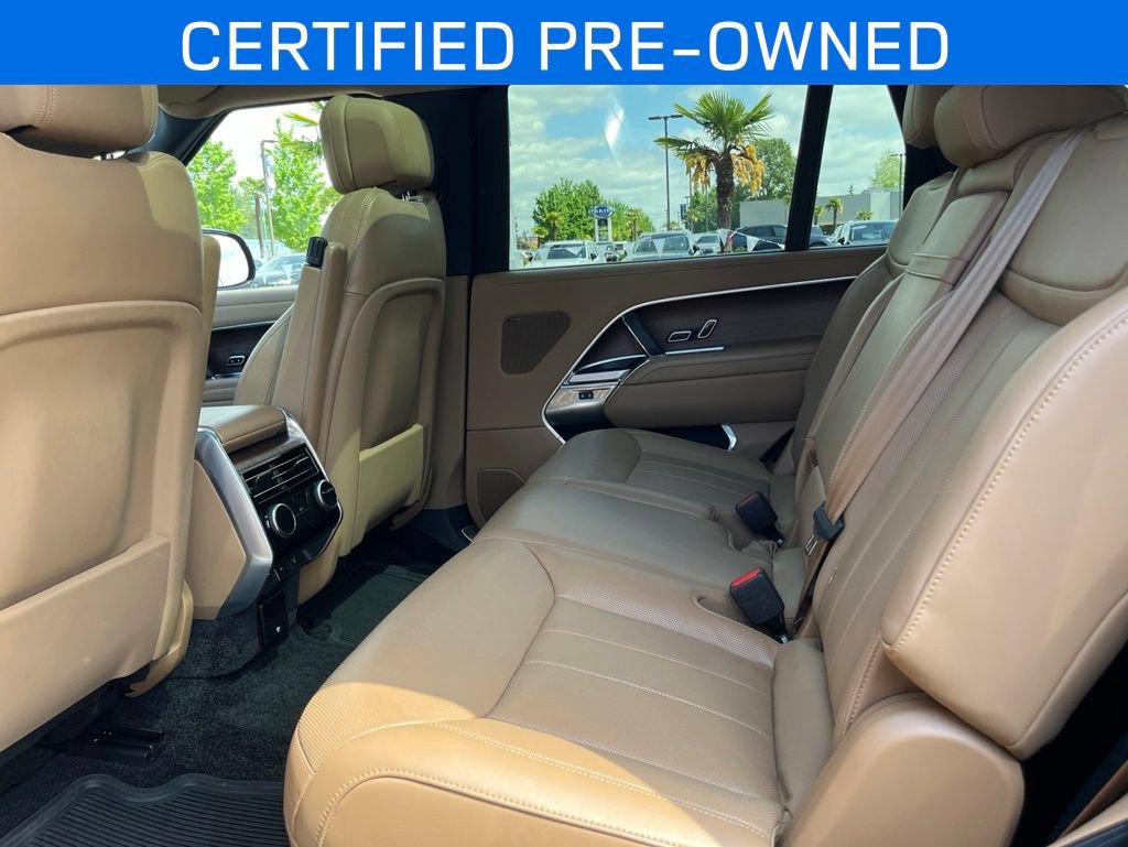 Certified 2025 Land Rover Range Rover Long Wheelbase SE AWD/4WD image 5