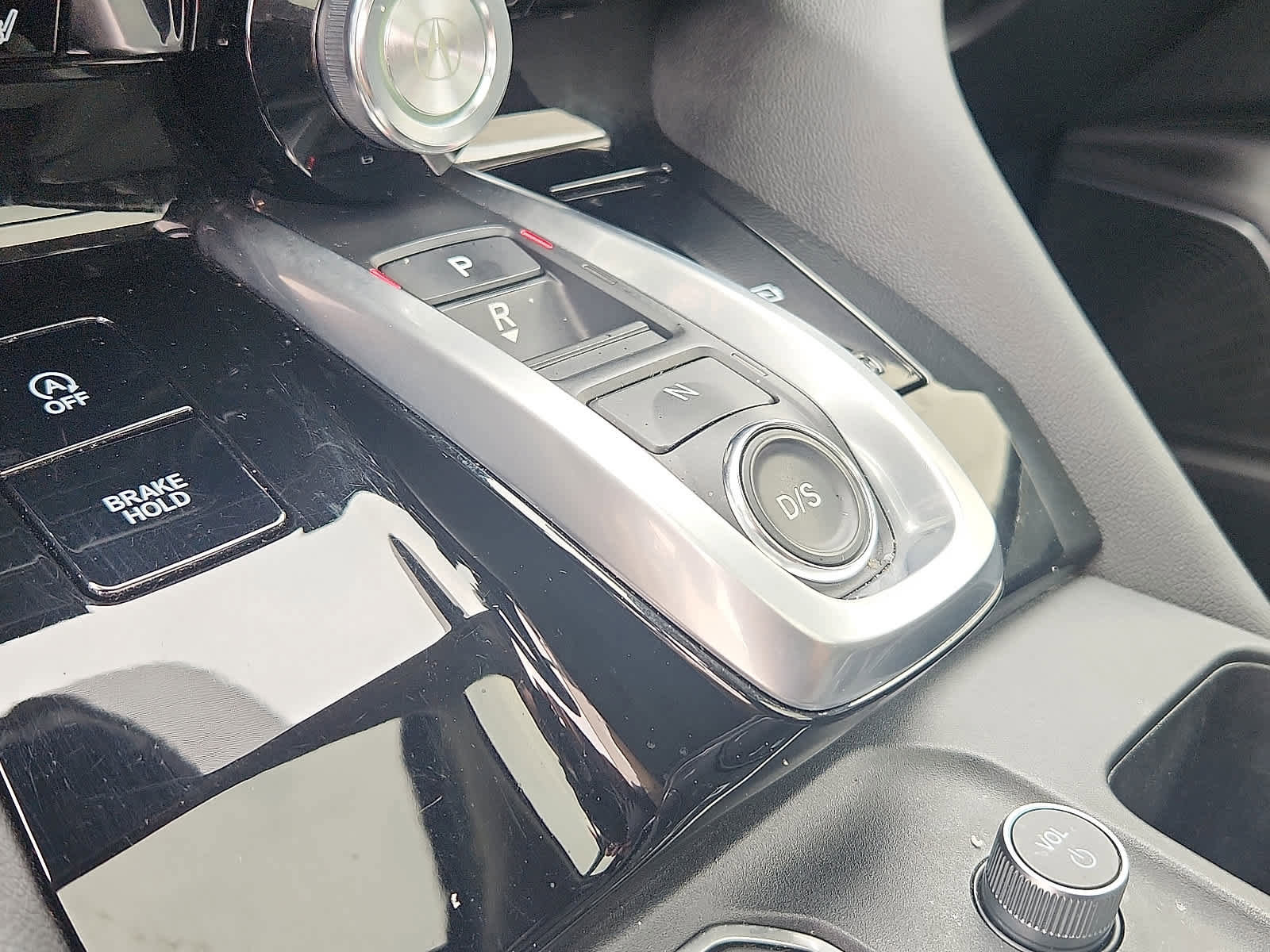 Certified 2024 Acura MDX SH-AWD image 17