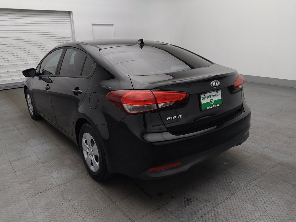 Used 2017 Kia Forte LX image 5