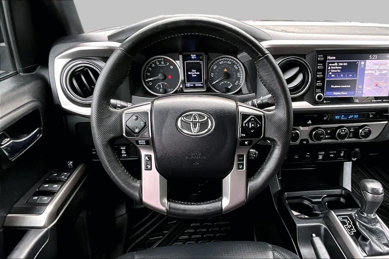 Used 2023 Toyota Tacoma Limited AWD/4WD image 6