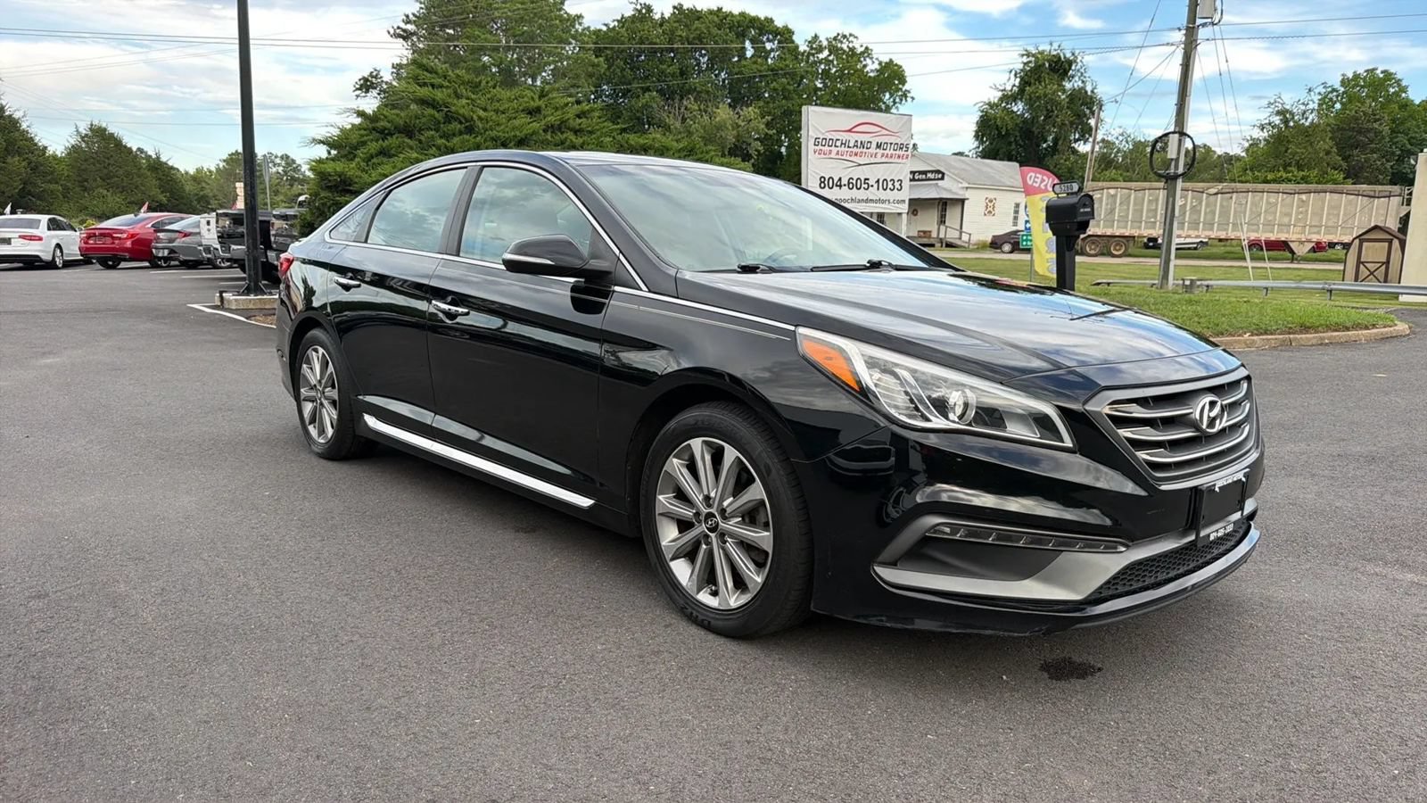 Used 2017 Hyundai Sonata Limited w/ Tech Package 03 FWD image 9