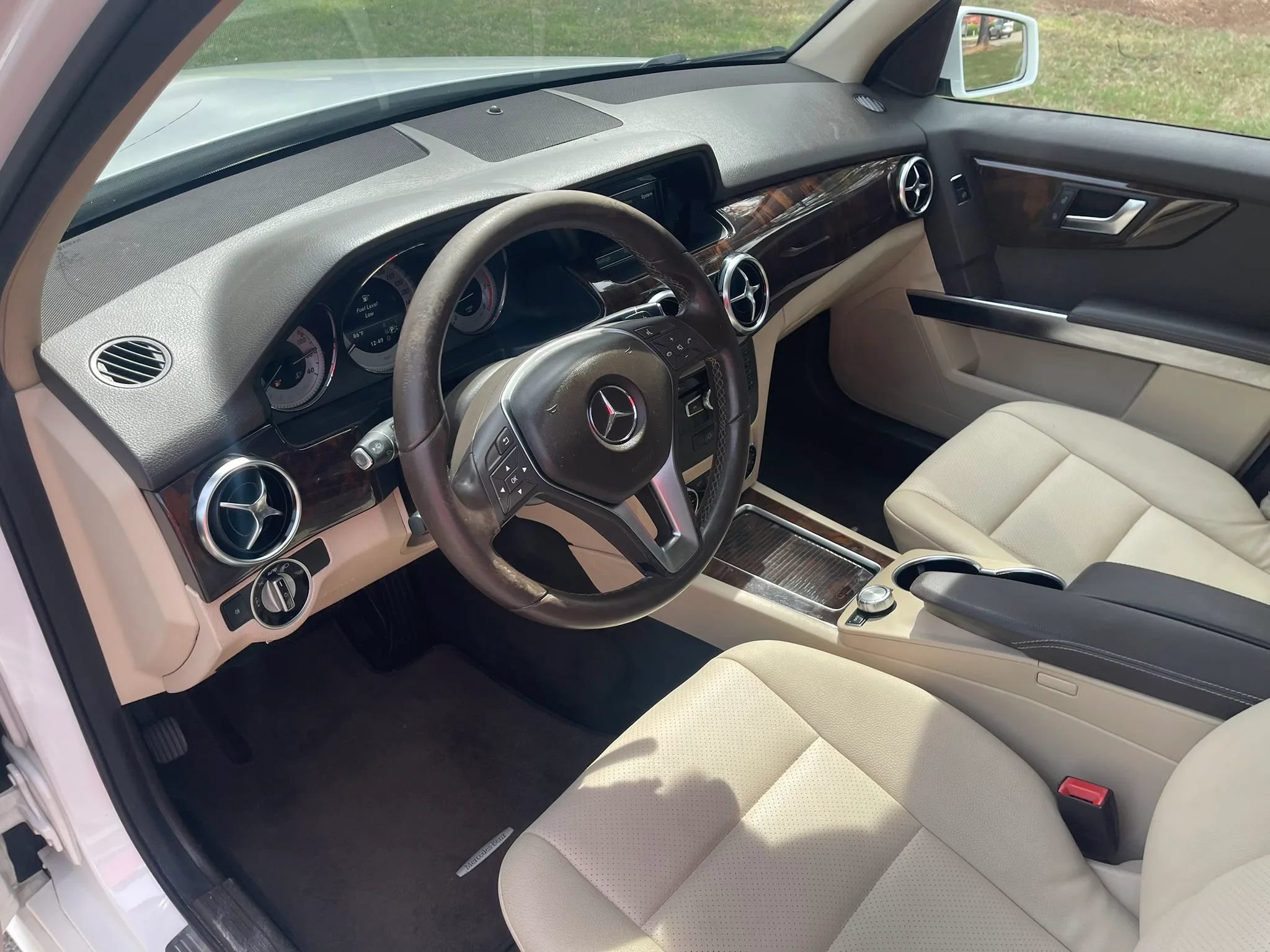 Used 2014 Mercedes-Benz GLK 250 BlueTEC 4MATIC image 11