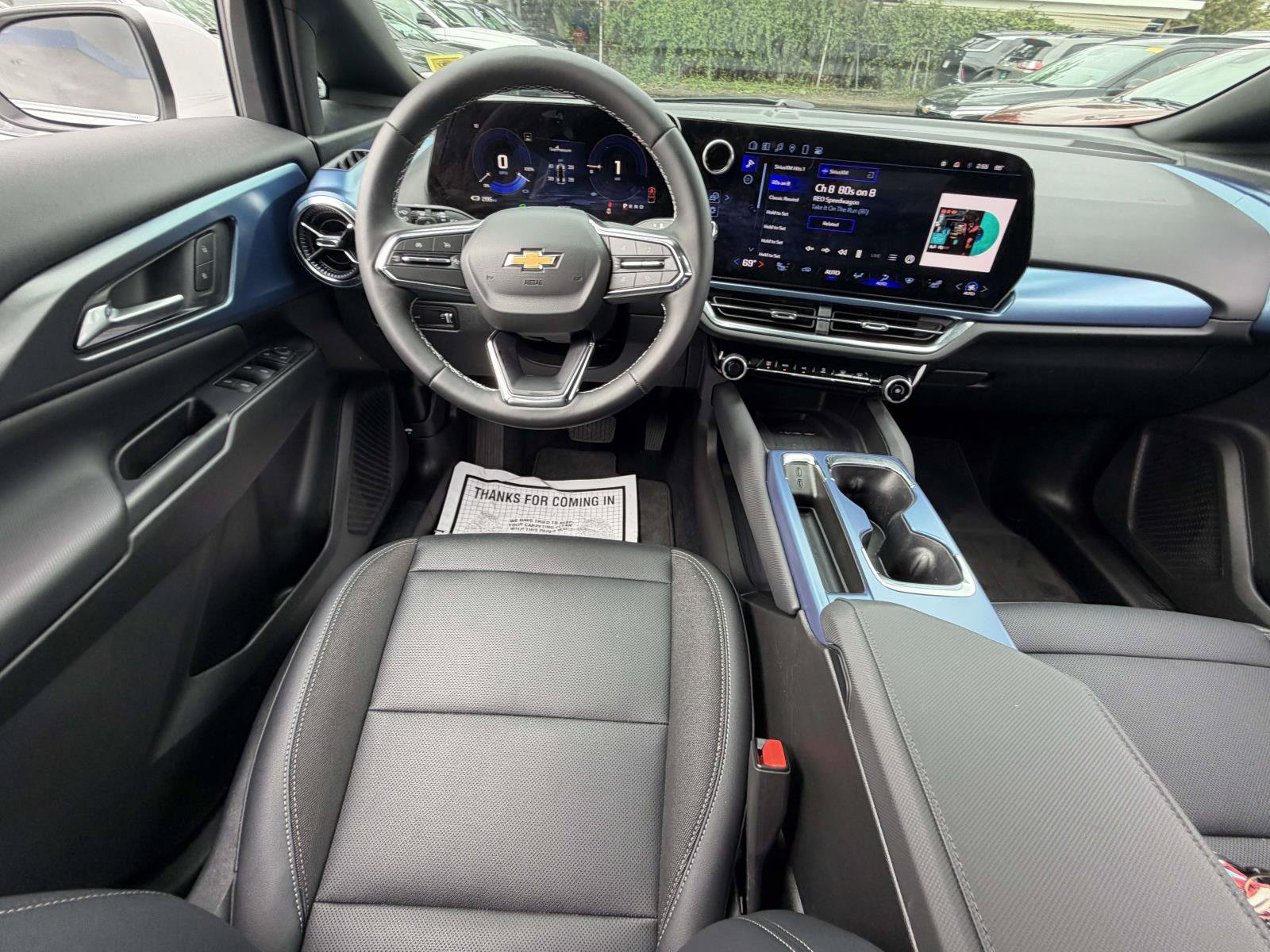 Used 2025 Chevrolet Equinox EV LT w/ Convenience Package FWD image 18