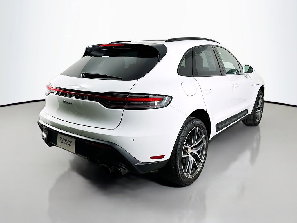 New 2025 Porsche Macan image 9