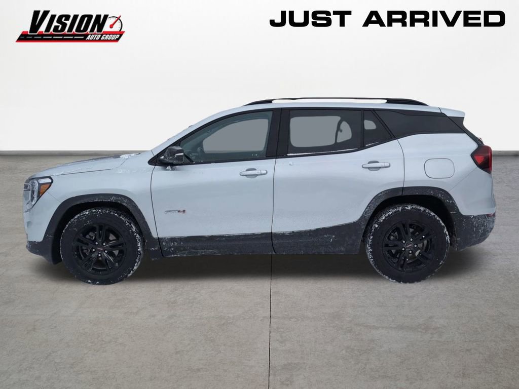 Used 2022 GMC Terrain AT4 w/ Infotainment Package II image 8