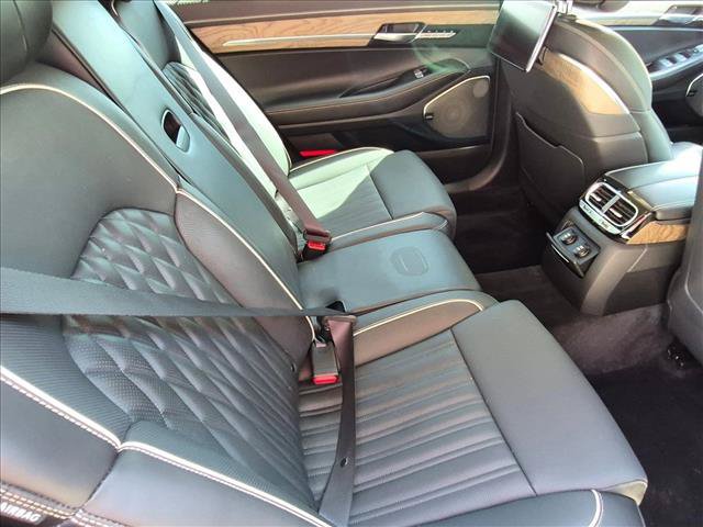 Used 2021 Genesis G90 5.0 Ultimate RWD image 22