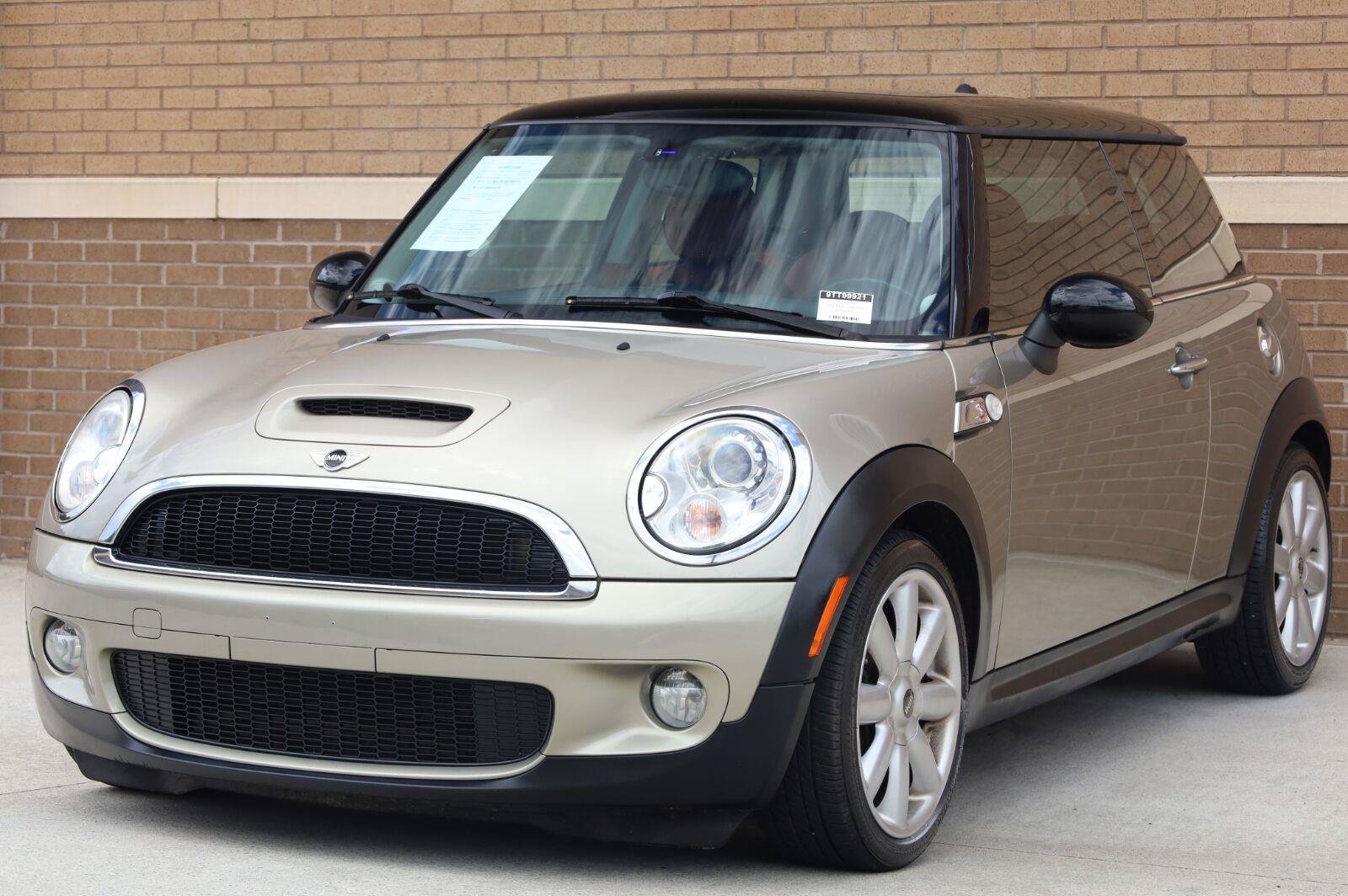 Used 2009 MINI Cooper S FWD image 7
