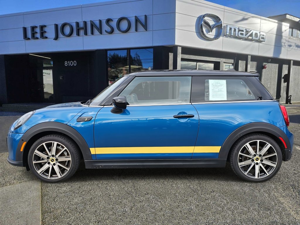 Used 2023 MINI Cooper SE image 11