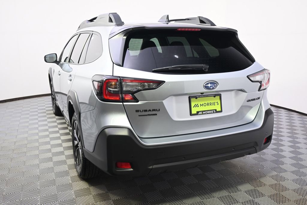 Certified 2025 Subaru Outback Onyx Edition image 38