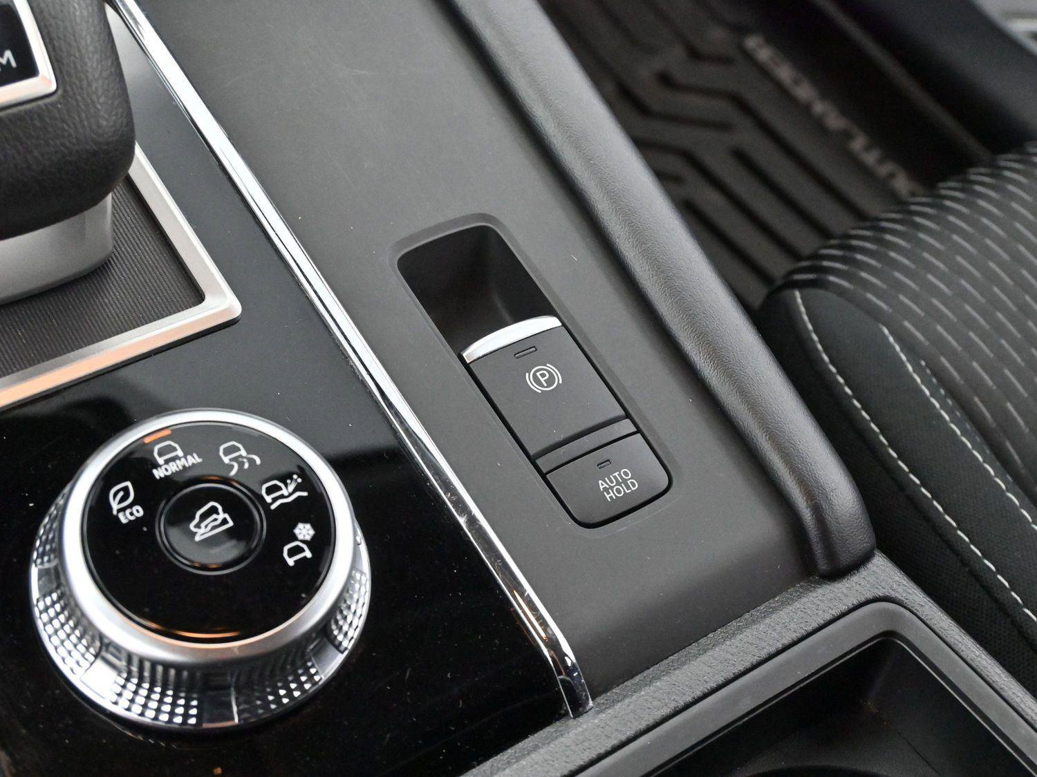 Used 2022 Mitsubishi Outlander ES image 19