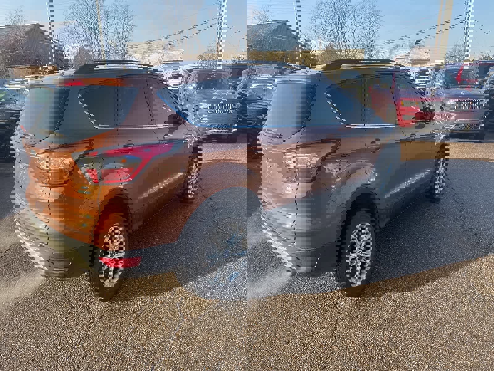 Used 2017 Ford Escape SE w/ Equipment Group 201A image 14