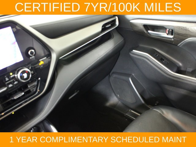 Used 2023 Toyota Highlander Limited FWD image 17