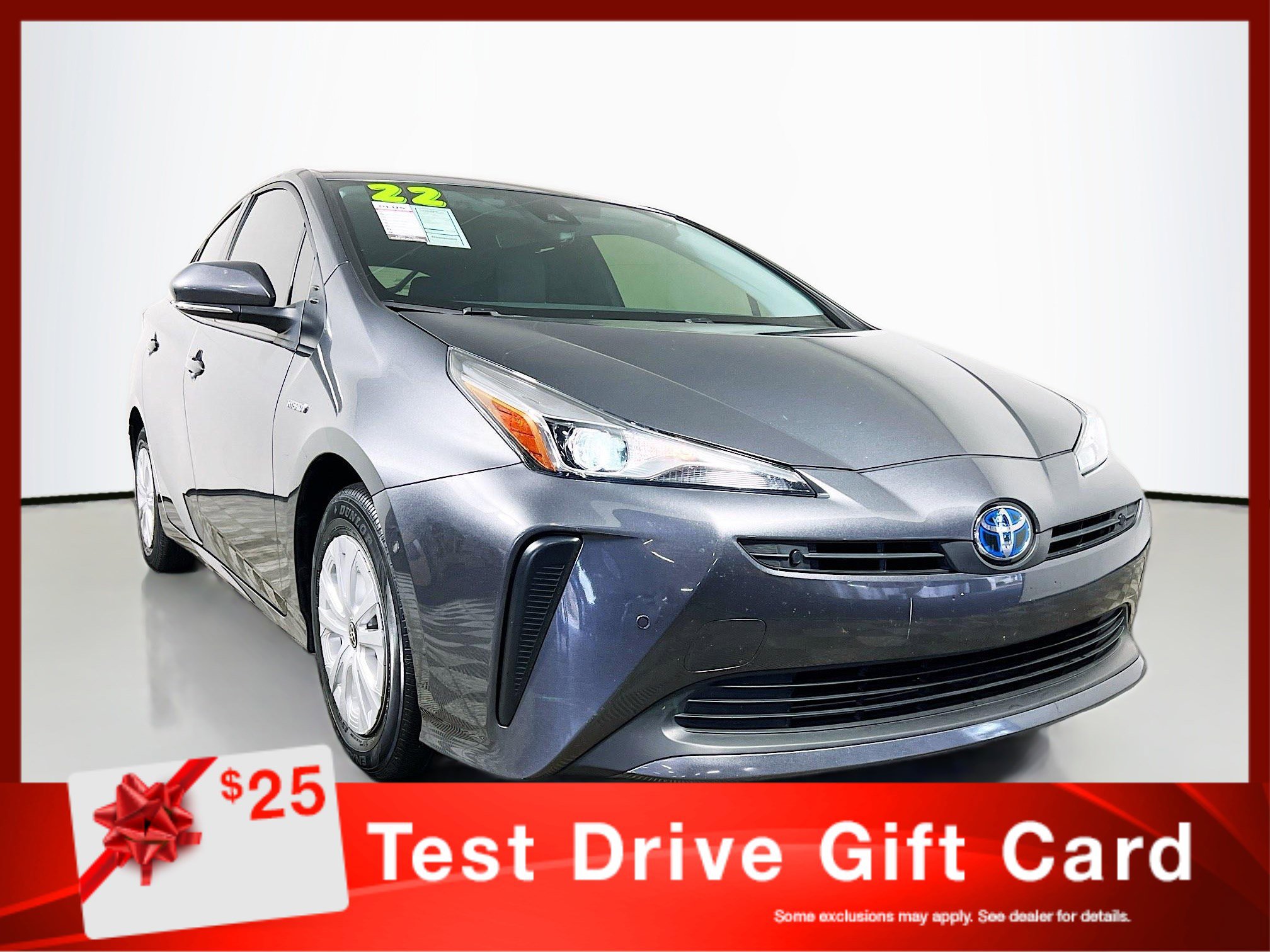 Used 2022 Toyota Prius LE image 1