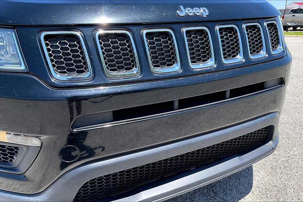 Used 2019 Jeep Compass Sport AWD/4WD image 28