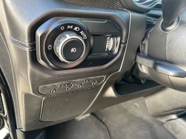 Used 2025 Jeep Wrangler Unlimited Rubicon w/ Steel Bumper Group image 26