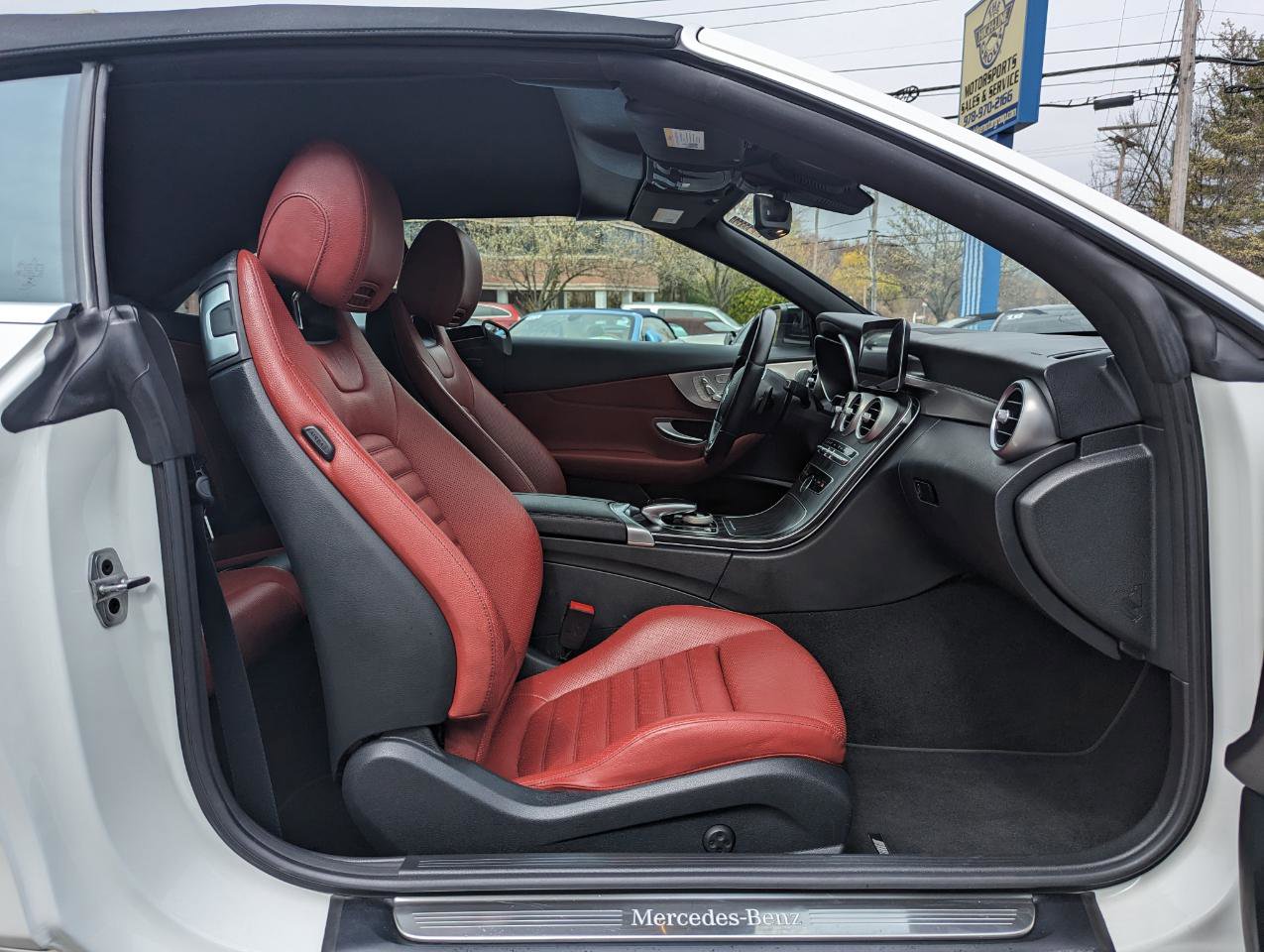 Used 2021 Mercedes-Benz C 300 4MATIC Cabriolet image 33