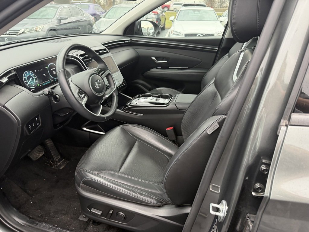 Used 2022 Hyundai Tucson Limited w/ Cargo Package image 6