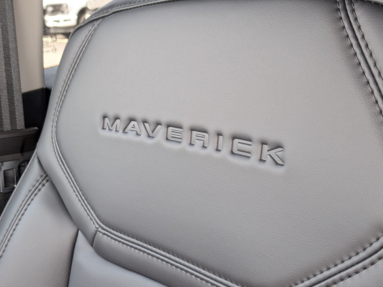 New 2026 Ford Maverick Lariat w/ Black Appearance Package AWD/4WD image 32