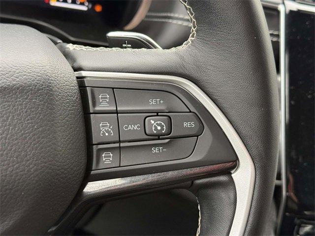 Certified 2022 Jeep Grand Cherokee Altitude image 28