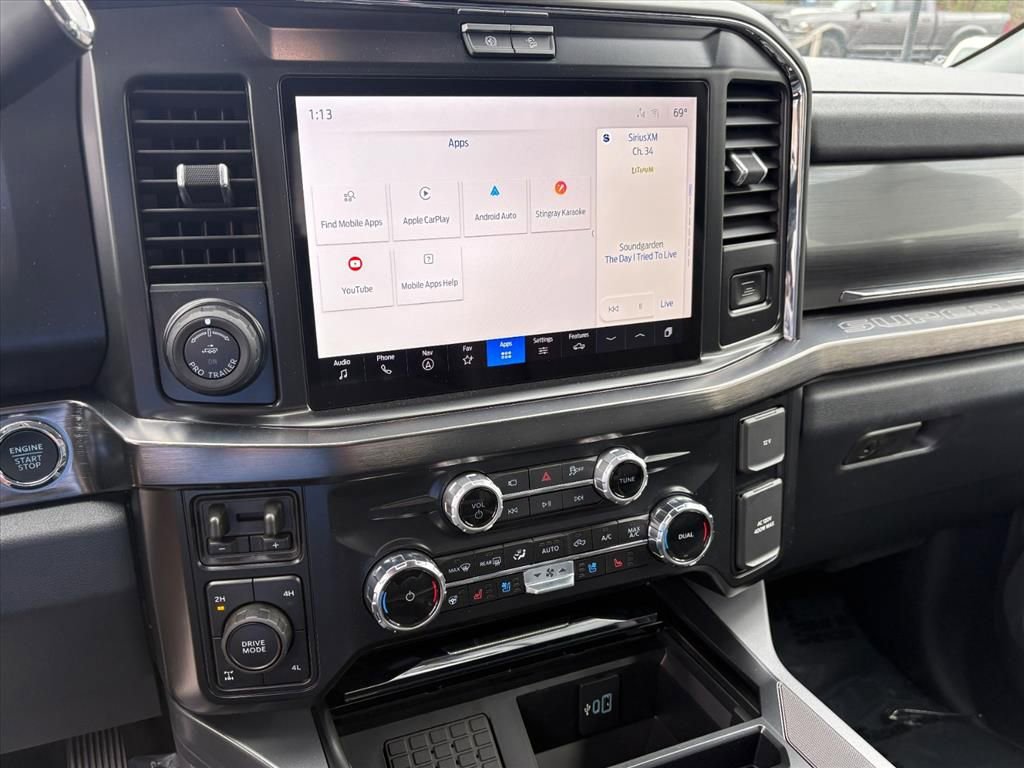 New 2026 Ford F250 Lariat w/ Black Appearance Package image 9