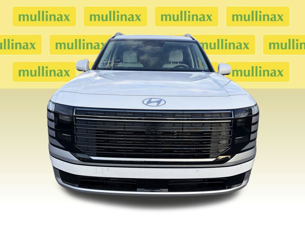 Used 2026 Hyundai Palisade Calligraphy FWD image 3