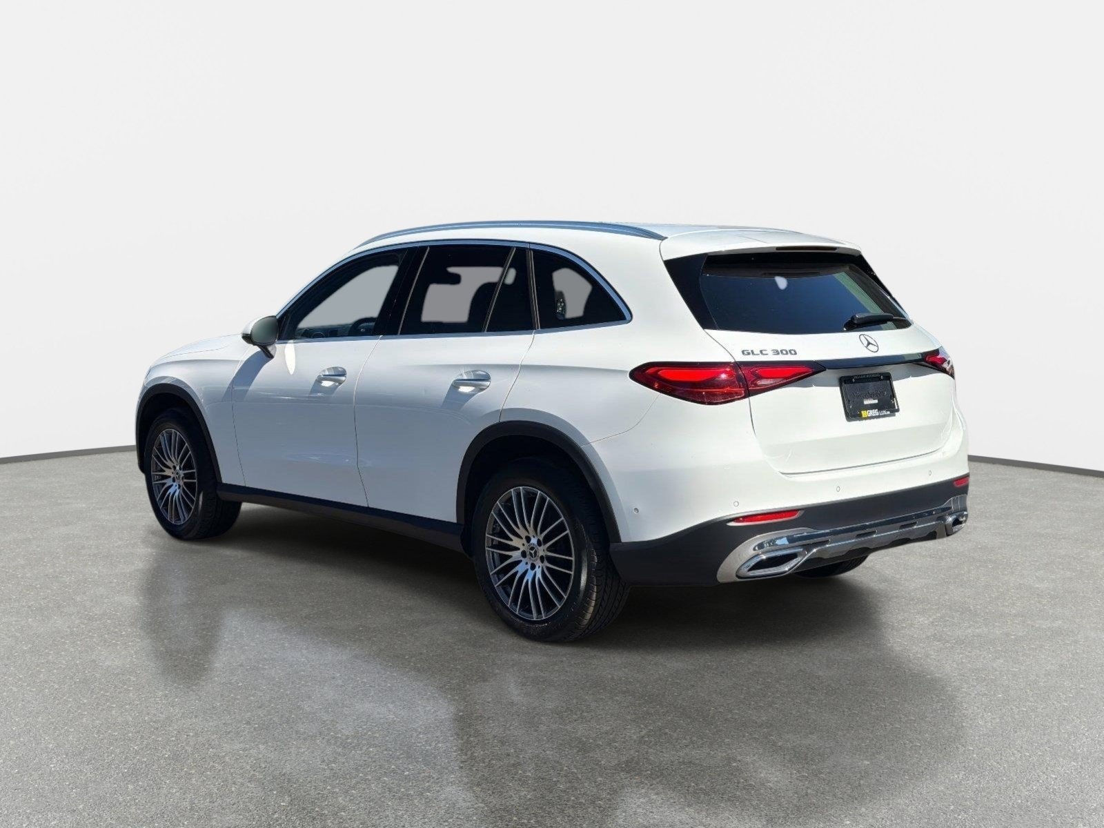 Used 2025 Mercedes-Benz GLC 300 image 5