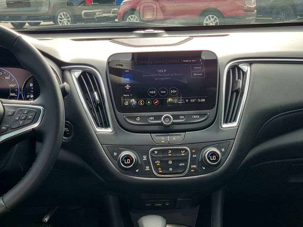 Used 2024 Chevrolet Malibu LT w/ Midnight Edition image 30