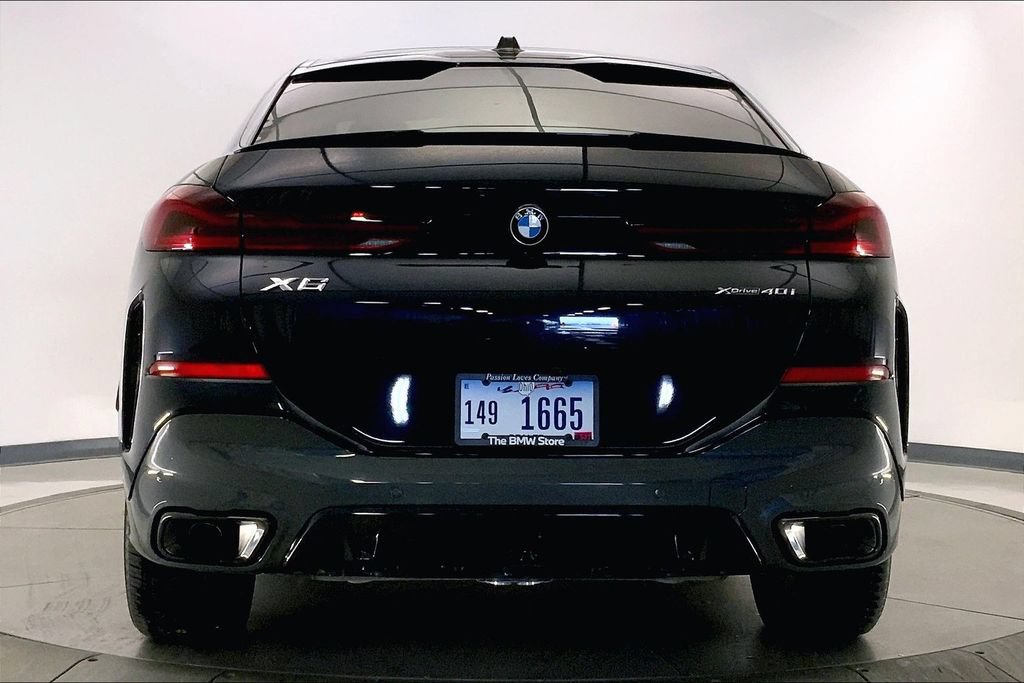 New 2026 BMW X6 xDrive40i w/ Climate Comfort Package AWD/4WD image 3